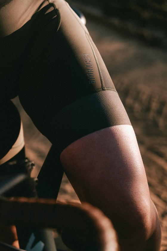 Bib Short ICON Gravel Hombre Olive BIORACER