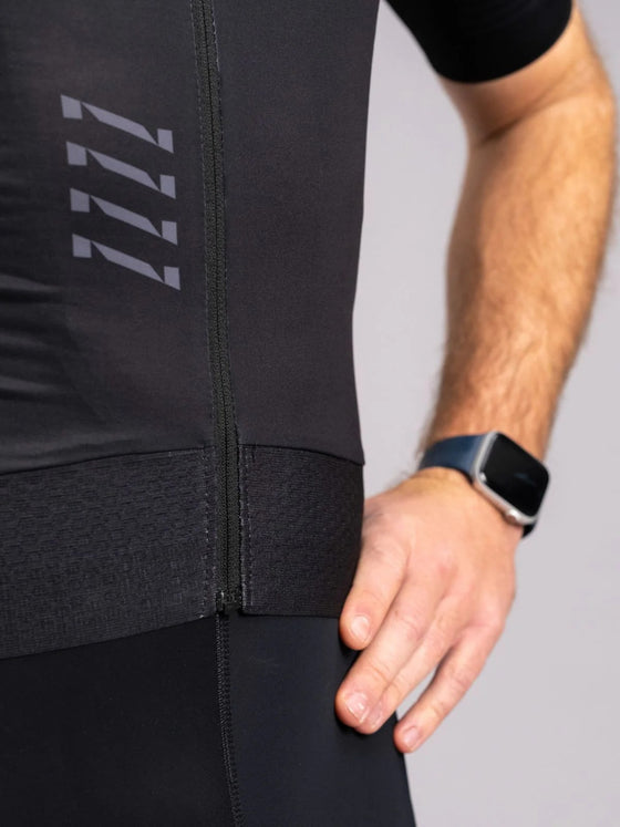 Tricota Hombre Epic Eclipse Black BIORACER